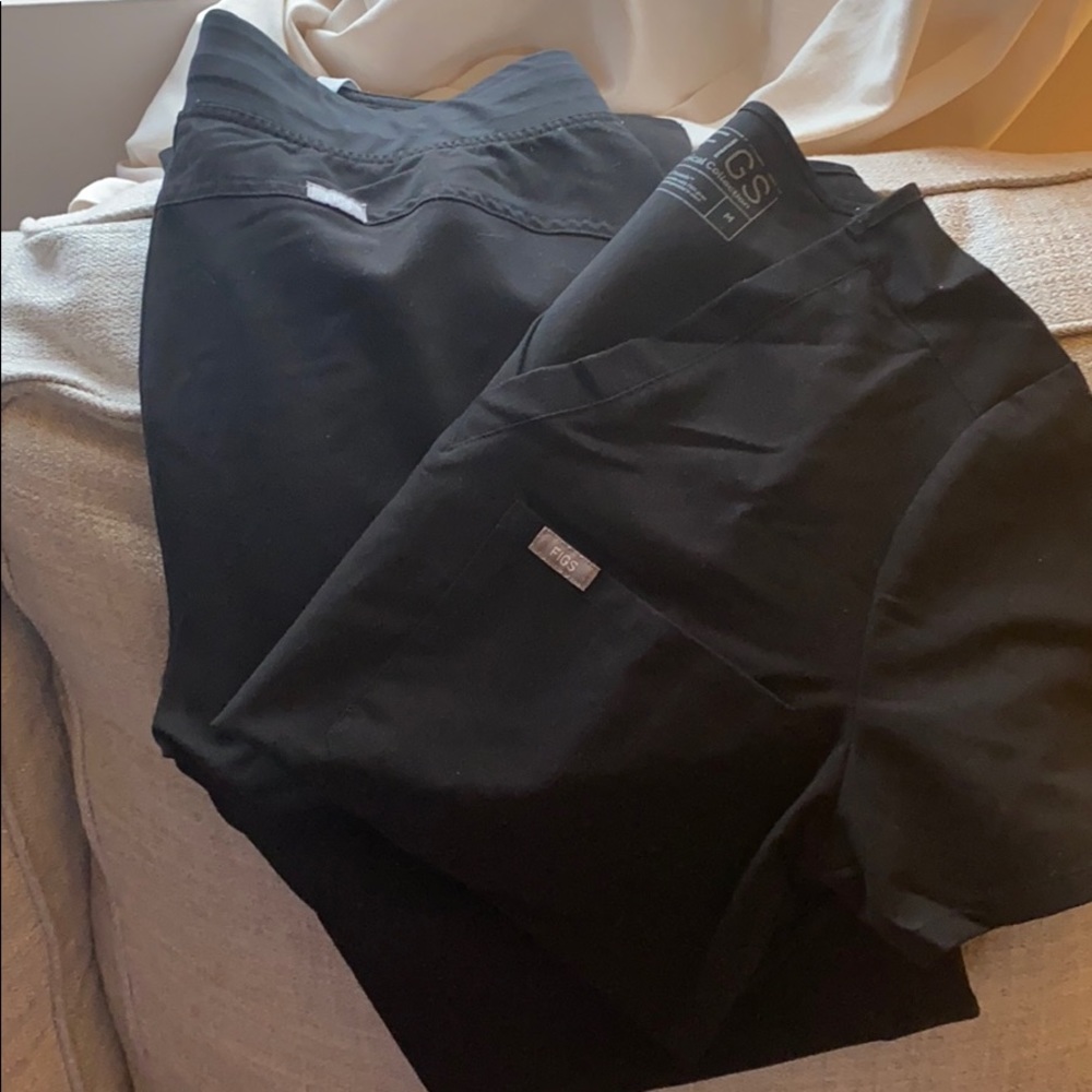 Figs scrubs